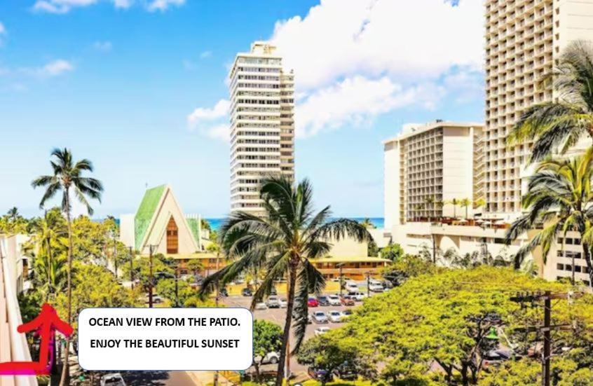 Huge Patio Washerdryer 1 Bedroom Banyan Free Parking 5 Min To Beach ホノルル エクステリア 写真